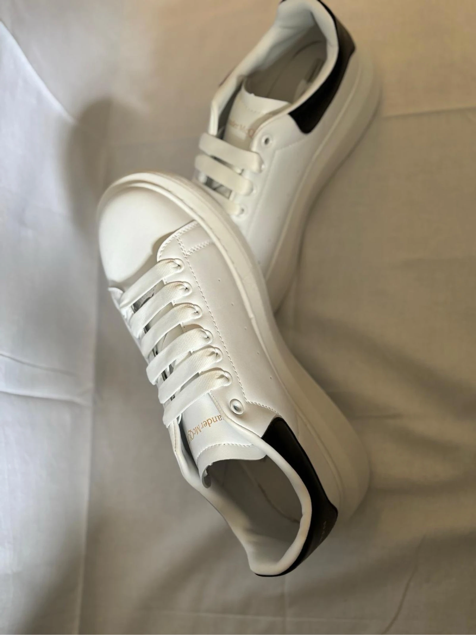 Alexander McQueen – photo 2
